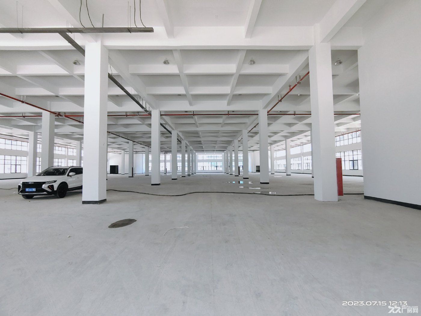 诸暨店口学院路13000方全新标准厂房出租(可分租) - 2