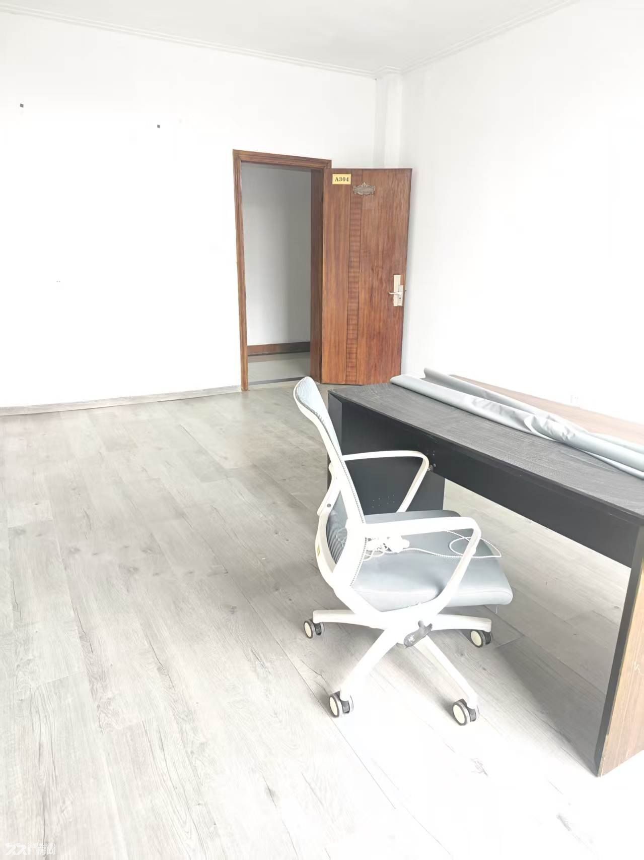 新北三井河海西路工业园区办公室出租,20~60㎡,可注册,价格低 - 5