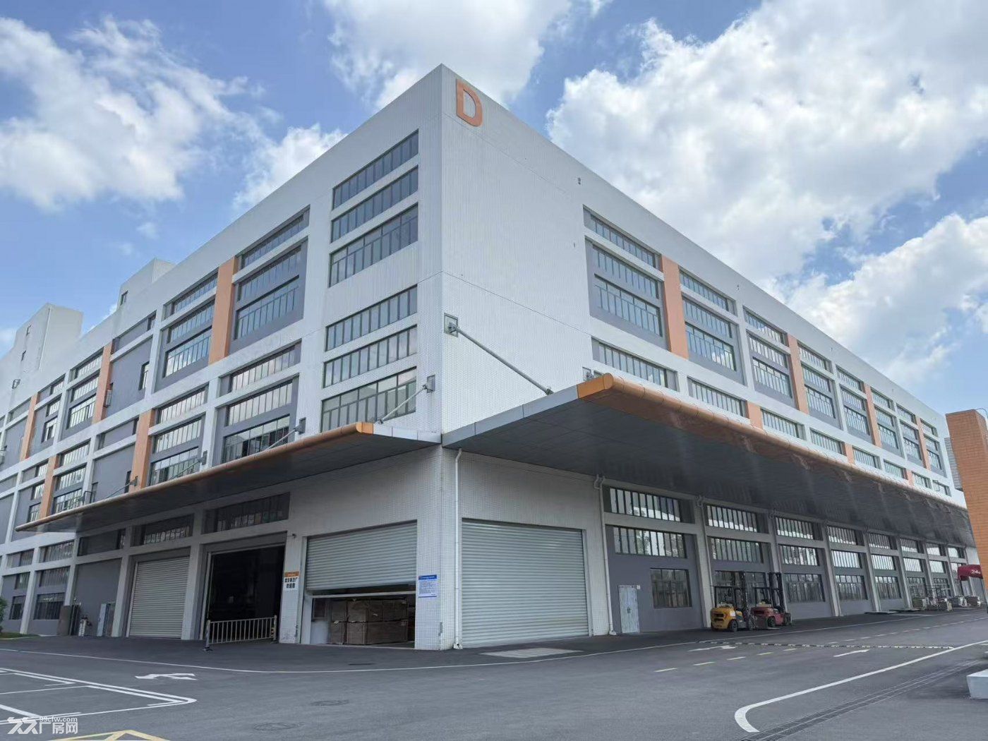 蔡甸单层钢结构厂房出租 层高13.2米 园区宿舍食堂配套齐全