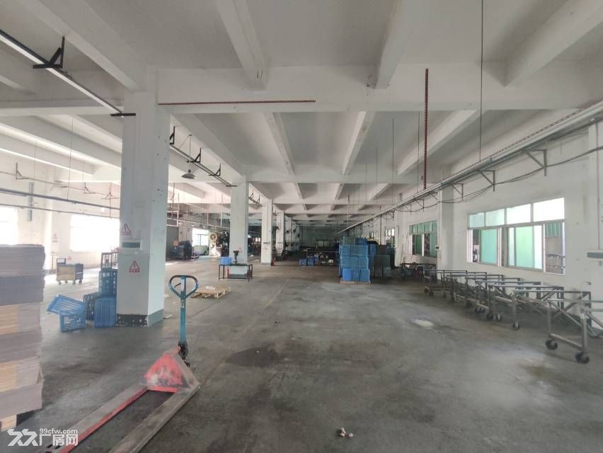 寮步原房东独门独院6400平方厂房出租,有独立办公楼 - 2