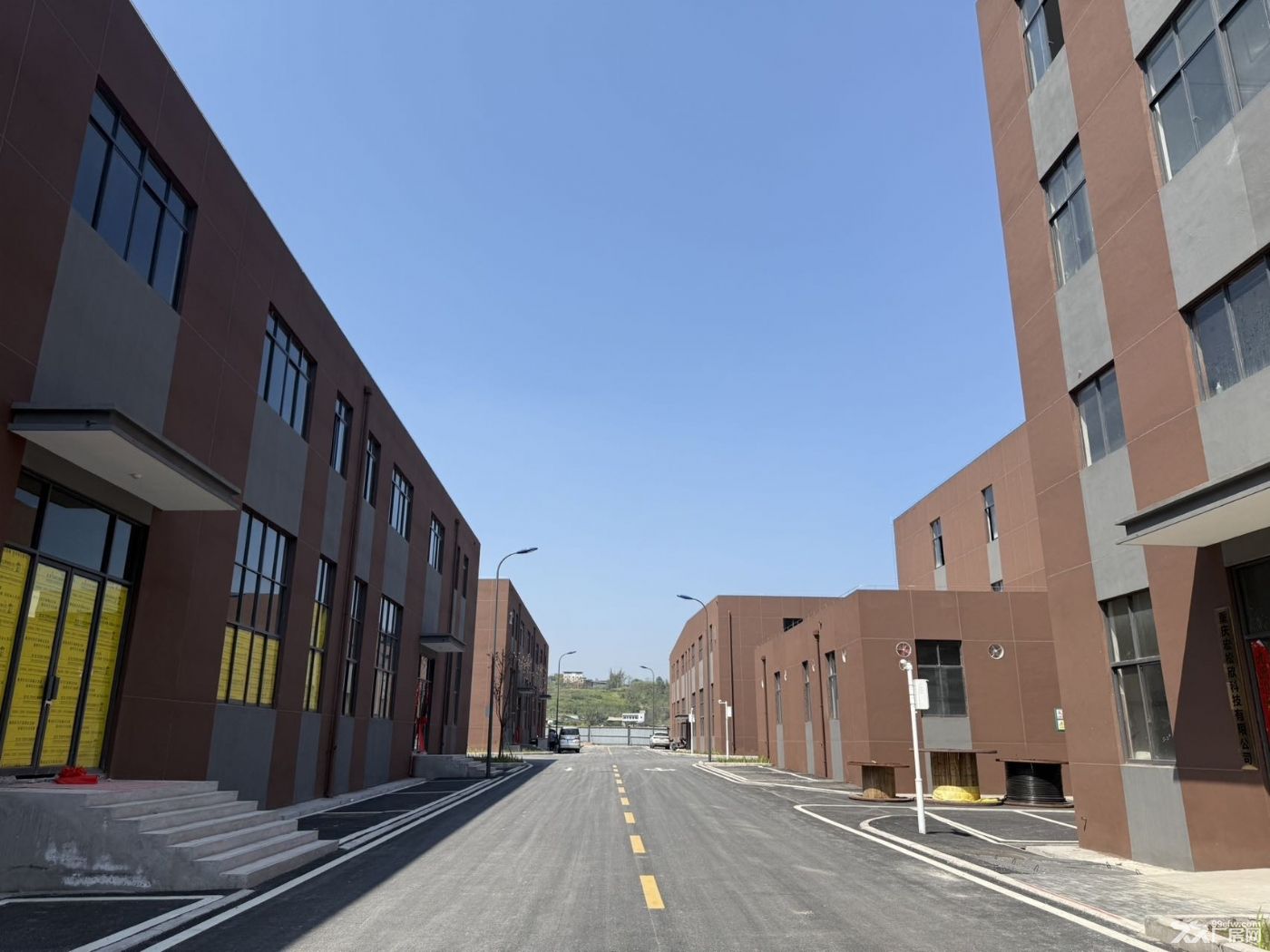 近沙坪坝区主城稀缺独栋标准厂房,下证快,现房,面积段均有 - 2