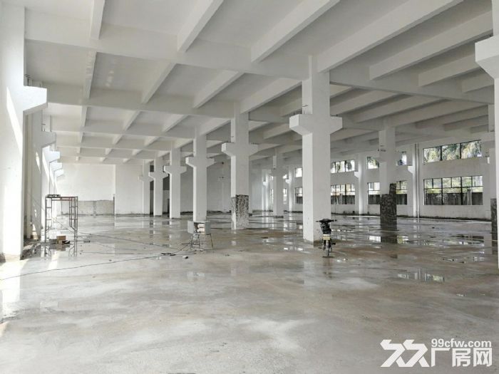 顺德均安镇畅兴工业区独院一楼厂房出租 5700平米 带红本,可办环评