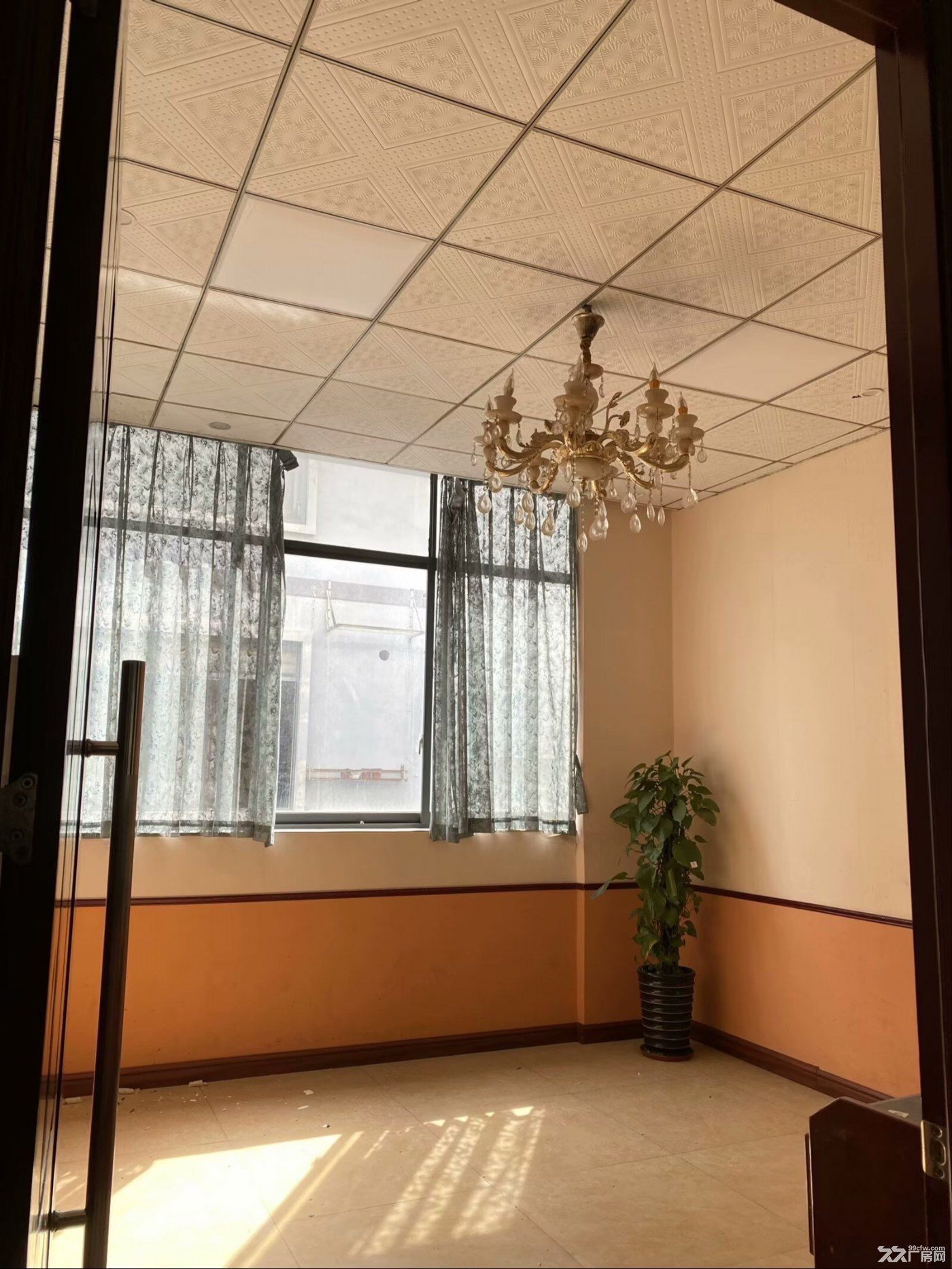 独栋酒楼租2层送1层 - 4