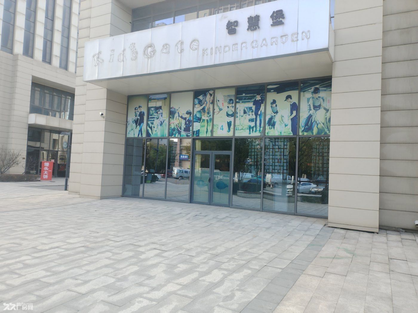 甲方直租!138到680平米一楼临街底商,不限业态低价急租
