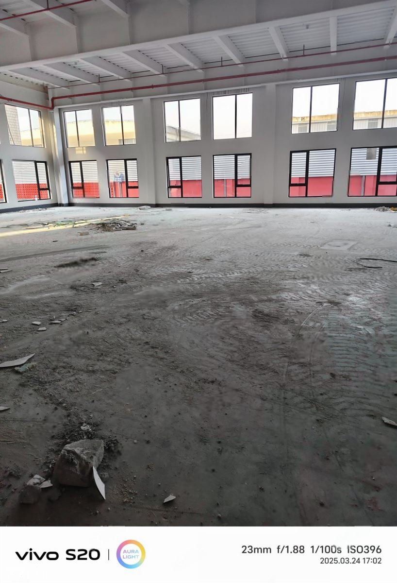 免;:曹安公路路边 2千平可做展示面,可分割,适合展厅汽车4s店 - 6