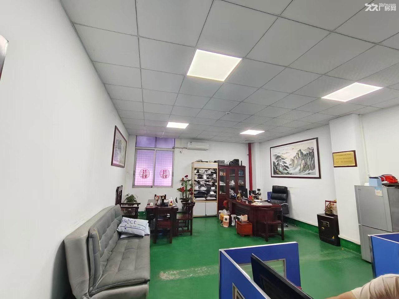 松岗燕川原房东标准一楼厂房645平,带有现成行车,办公室,价格便宜 - 2