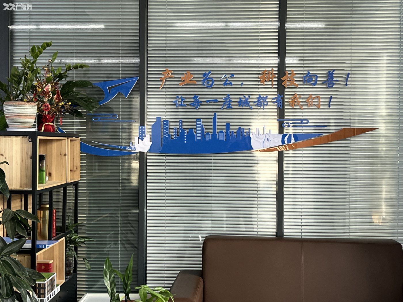 急售标准厂房1300平~6000平,价格可谈 - 2