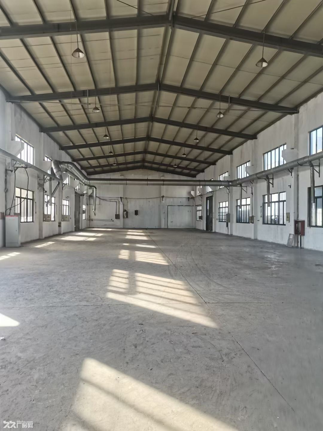 (房东直租)出租青浦华新工业园区近高速3500平方米厂房及小面积门面 - 3