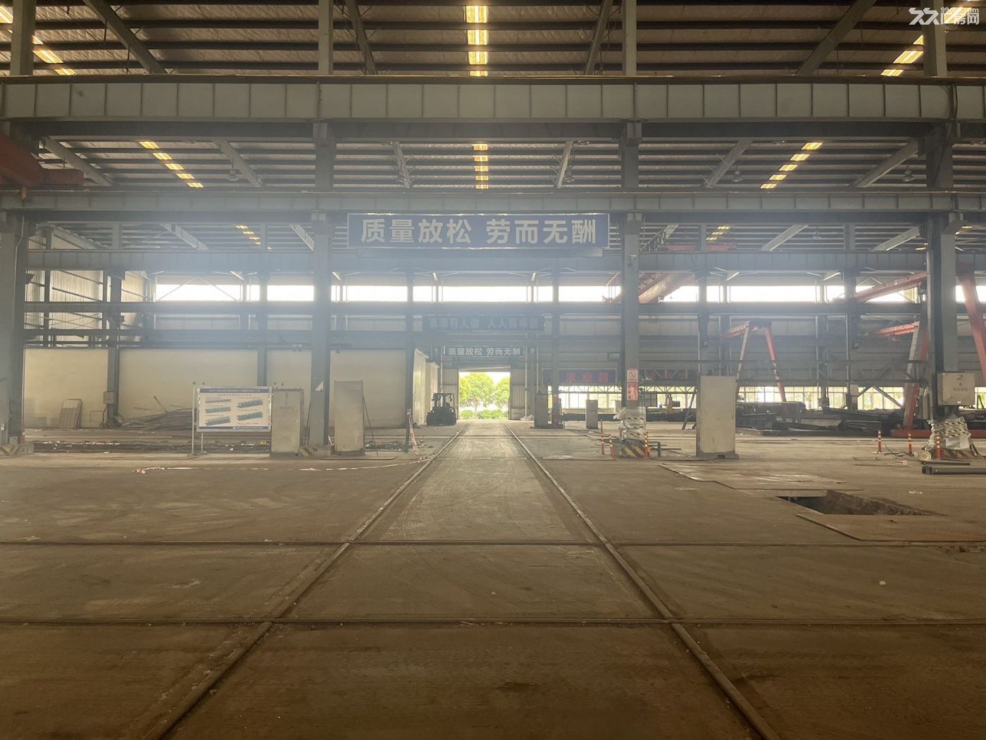成都龙泉经开区430亩独院厂房整体出售 - 5