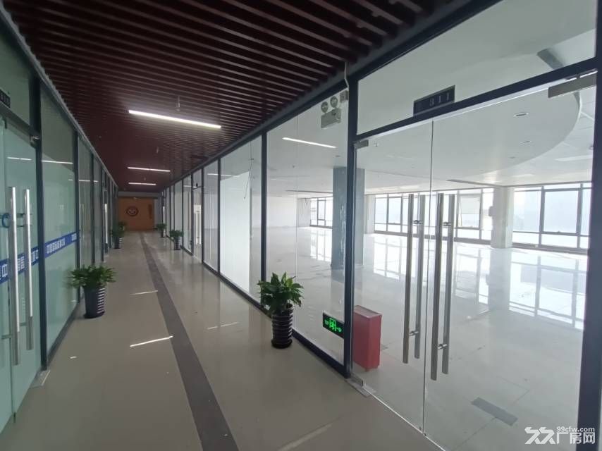 莲花南路15号地铁线办公厂房出租，带有5吨货梯，100平起租 - 5