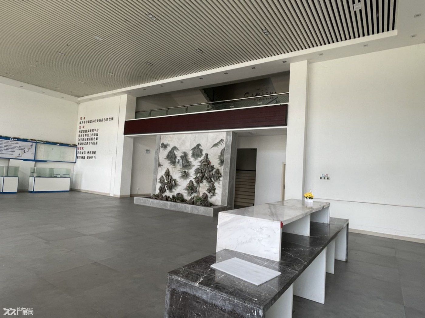 重庆北碚水土工业园区厂房出租,千级无尘车间,配置仓库,货梯,办公区,宿舍,食堂。 - 2
