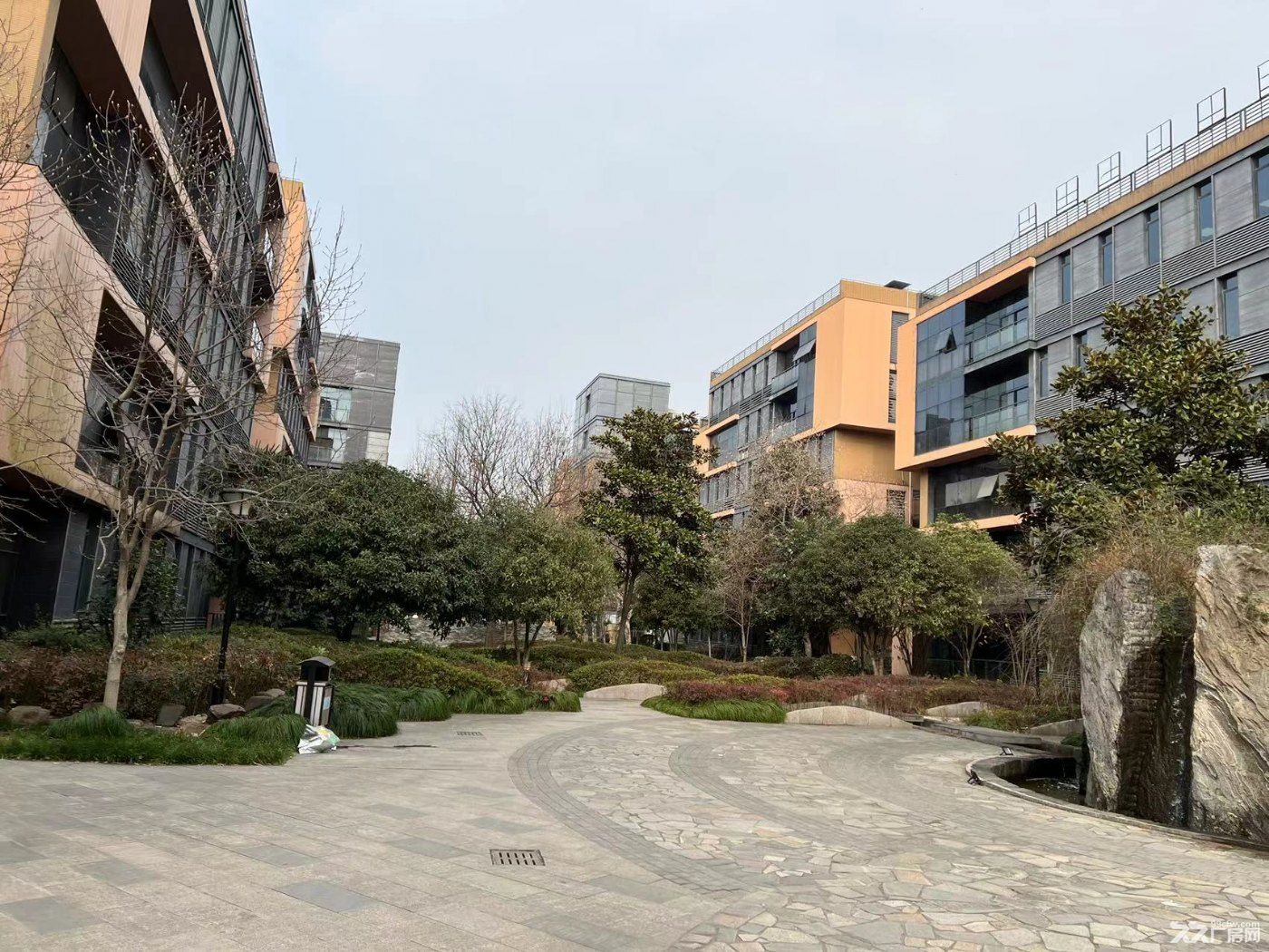 开发商直招花园式研发厂房出租,388平起租 - 2
