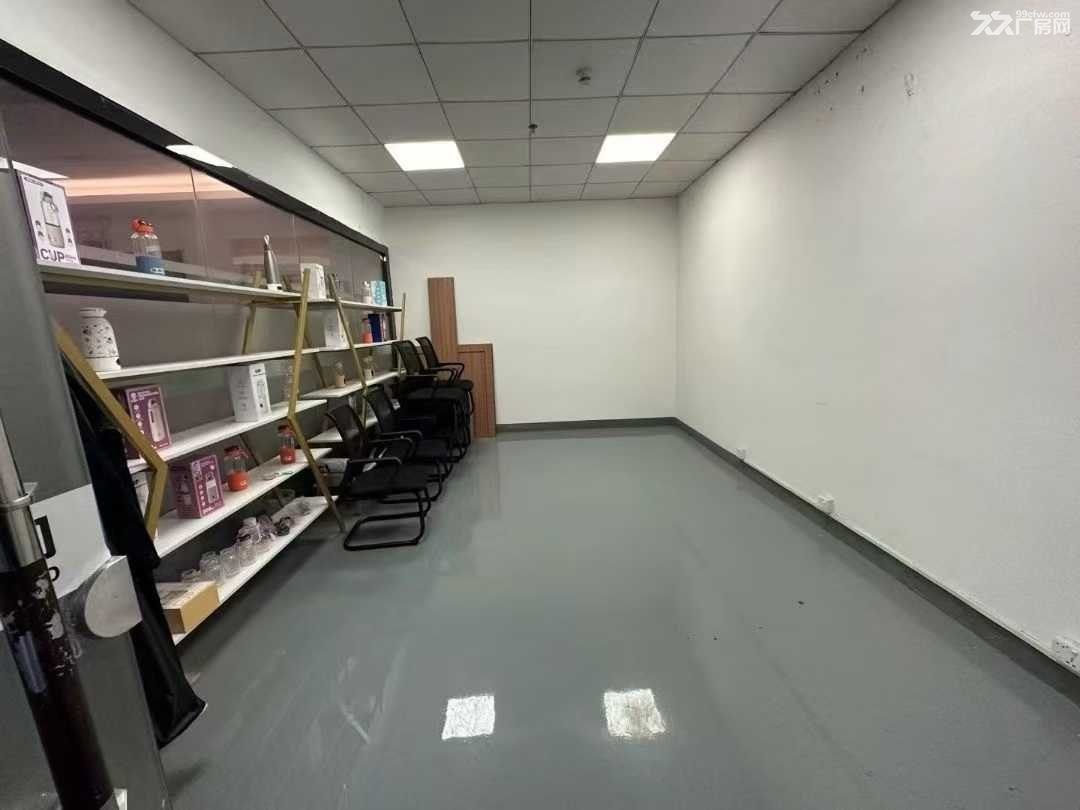 龙华大浪高新产业园区新出670㎡厂房出租 - 2