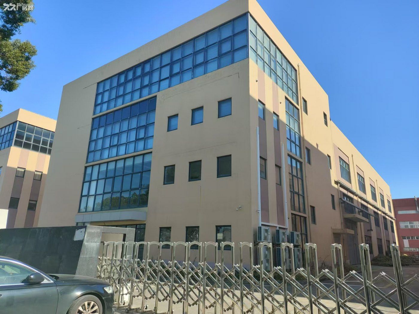 青浦独门独院12亩建筑4100平3500万诚意出售 - 5