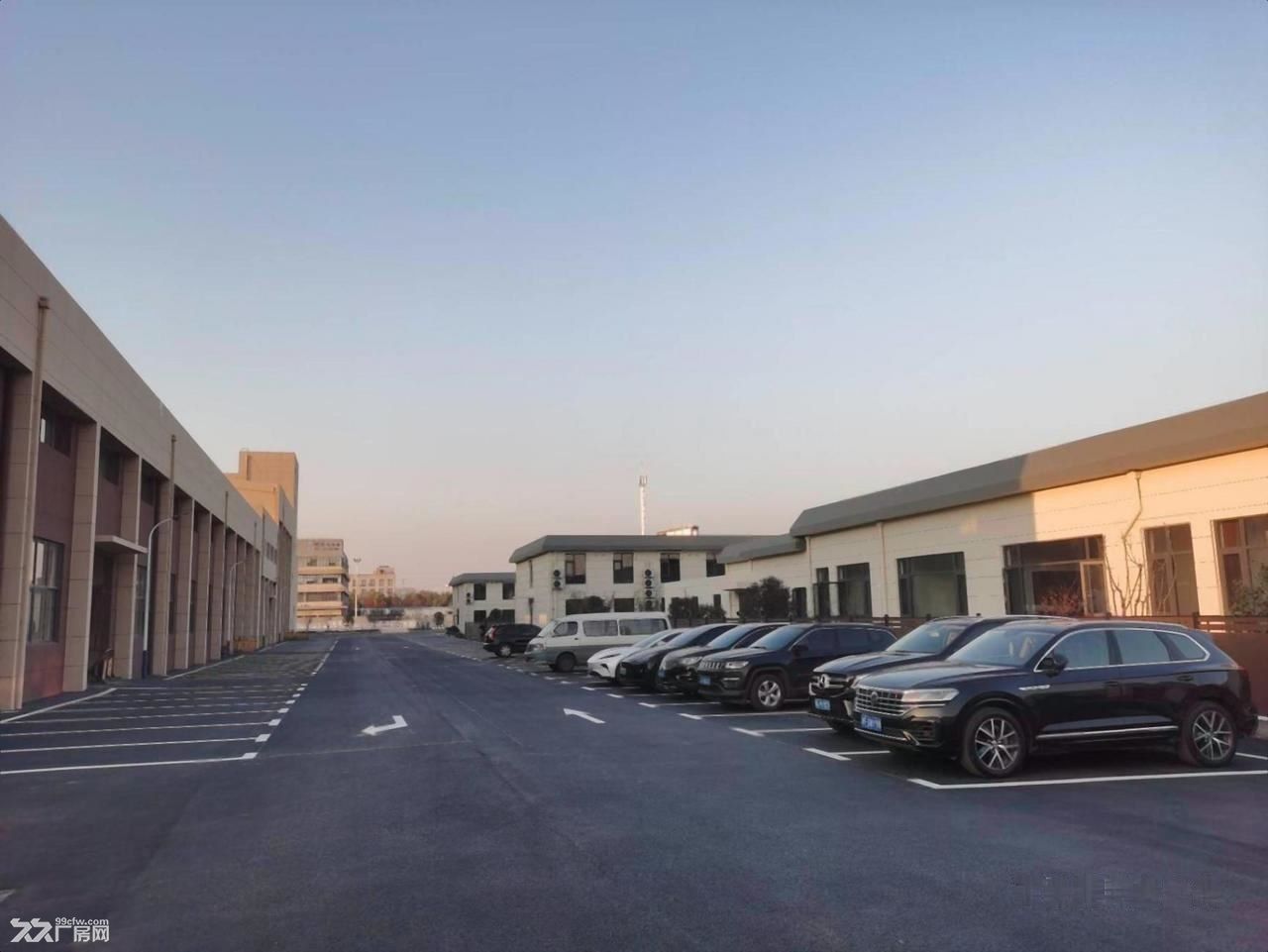 地铁口独门独院厂房仓库 办公 电商直播 展厅仓储物流组装加工 - 5