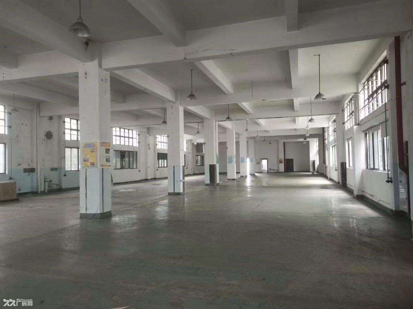 川沙经济园区104板块标准化厂房对外出租 - 2