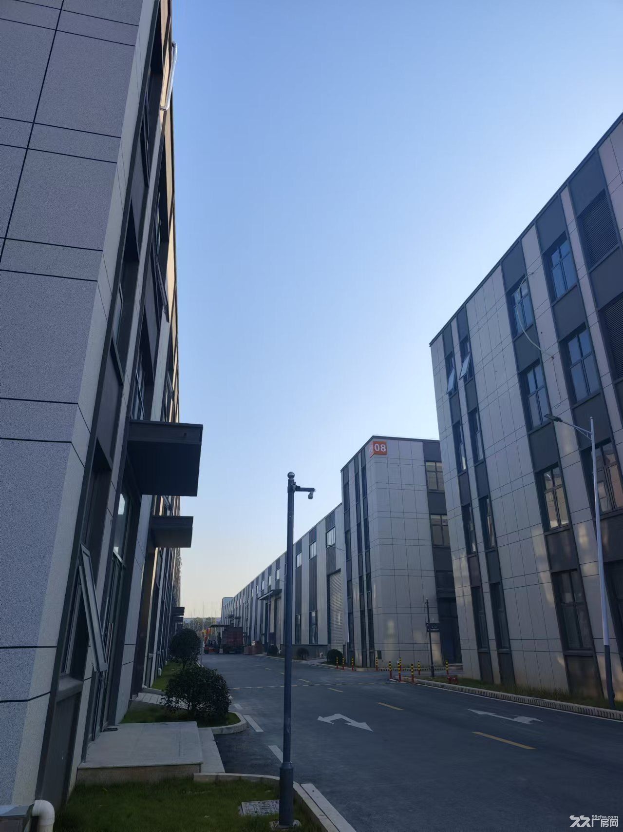 工业绿洲：在繁华都市中，为您的企业打造一片绿色净土
