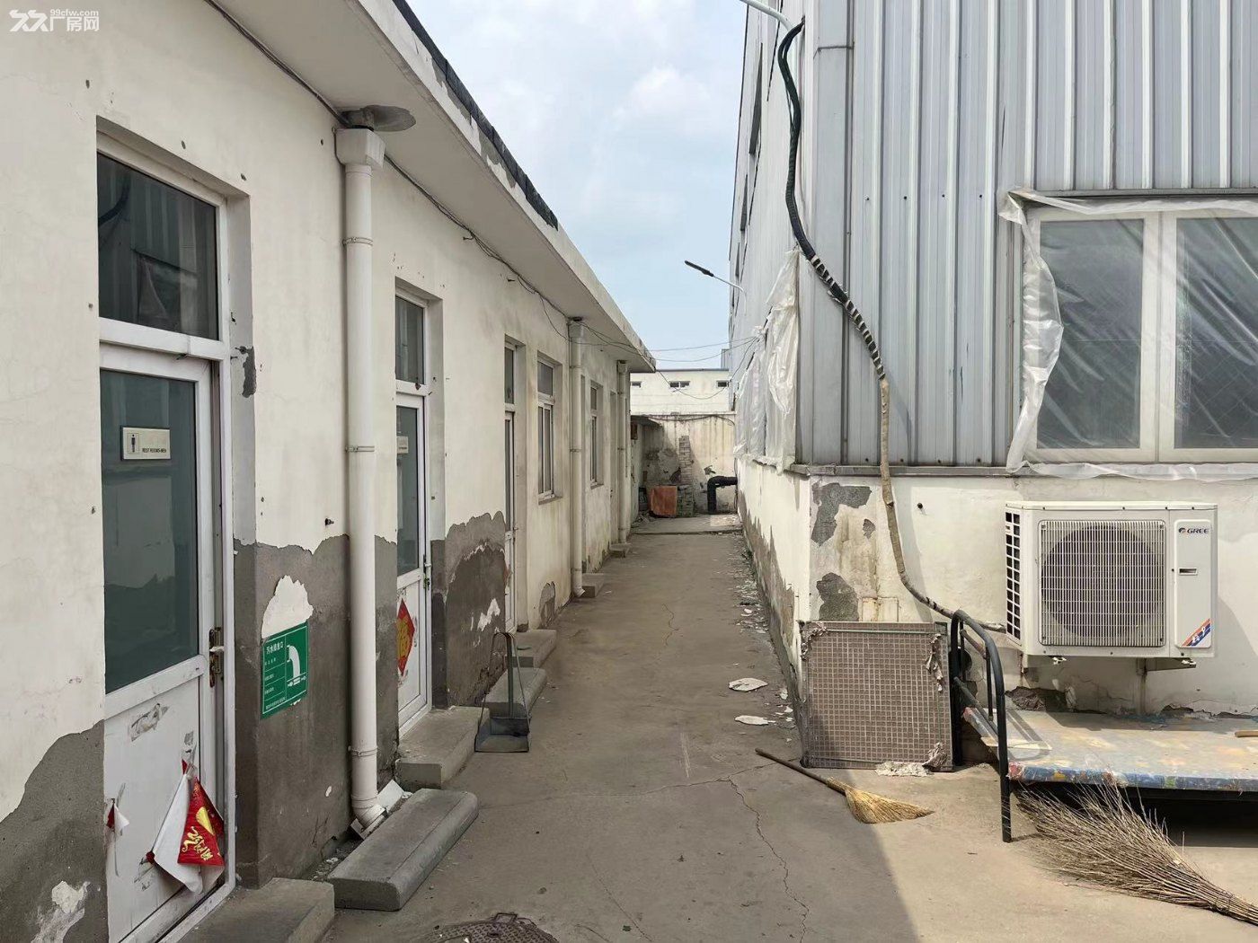 厂房出租,独门独院,带十吨天车,配315kw配电,随时可看 - 2