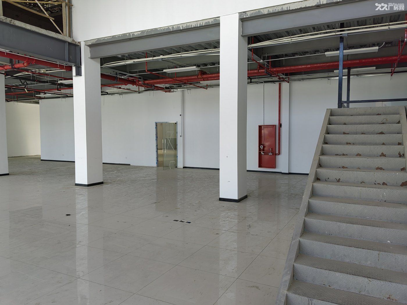 康桥工业区3000平米研发厂房汽车4S店厂房出租 - 4