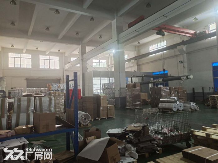 A唯亭一楼2800平标准厂房 可架行车