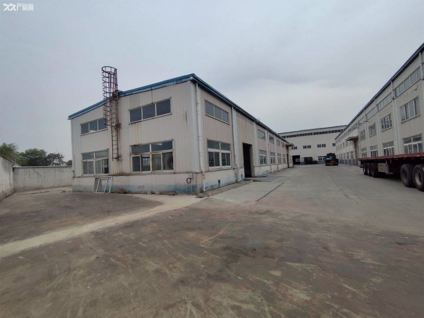 104地块,小面积230平,带航车,大场地,金刚砂地面 - 5