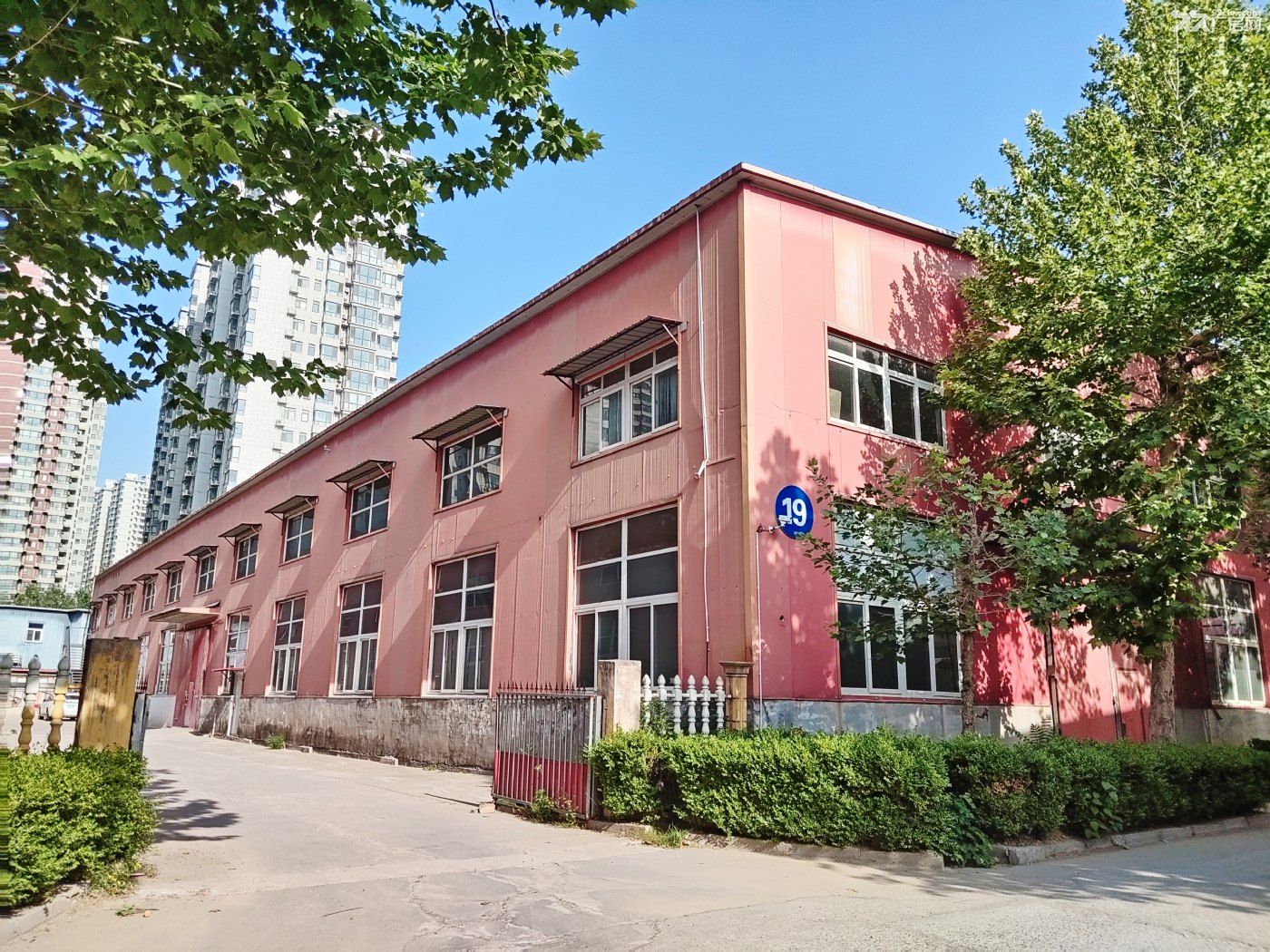 燕郊华隆工业园单层厂房出租,1000平米起。三河华隆工业园 - 3