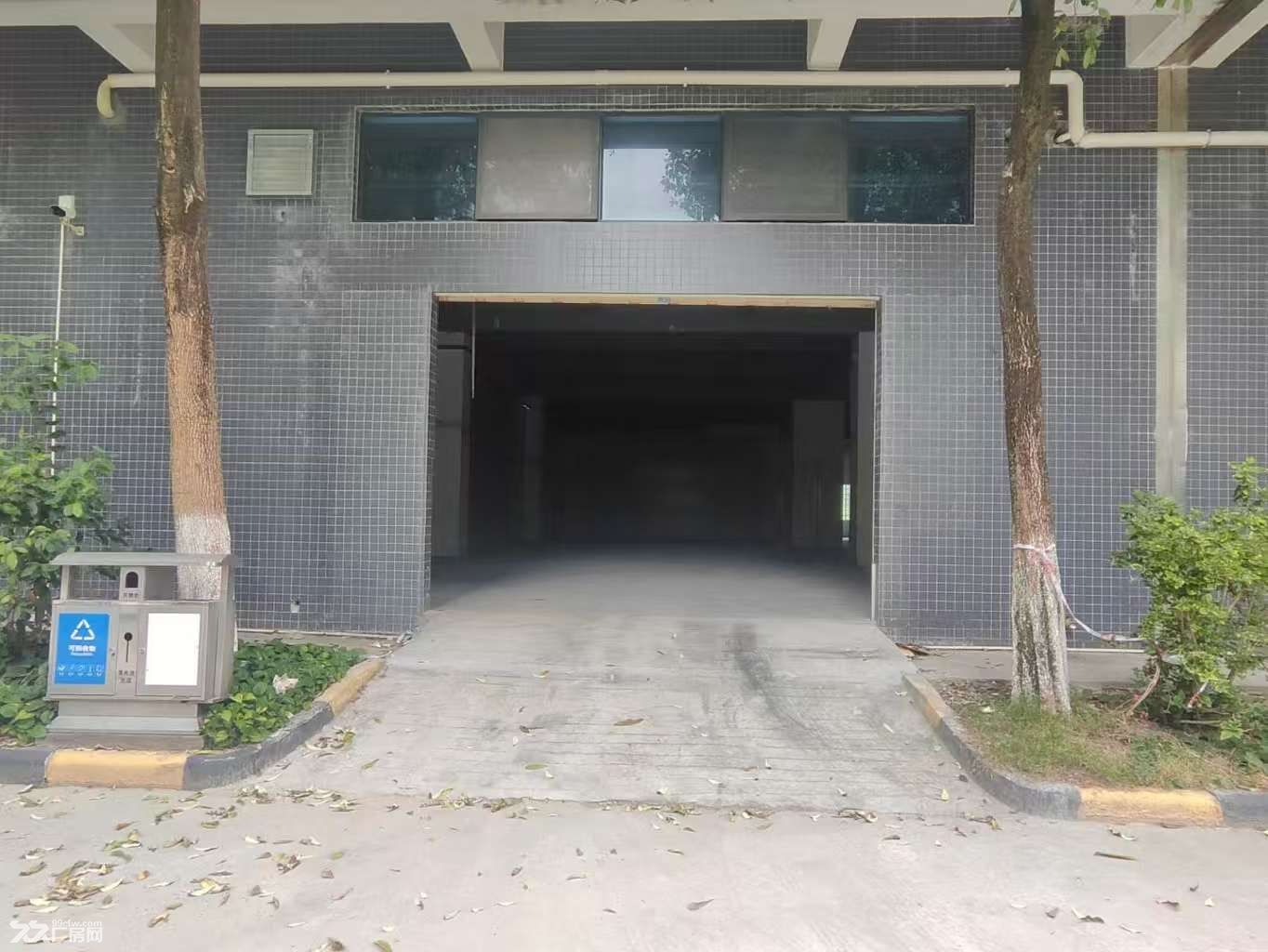 黄埔区科学城地铁口一楼厂房2100平方出租 - 2