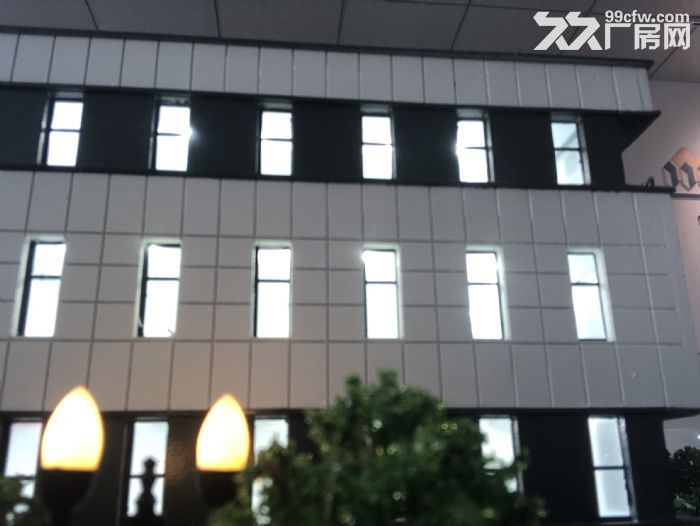 嘉兴平湖新埭镇稀缺厂房邻上海厂房出售2124平标准厂房可注可按揭