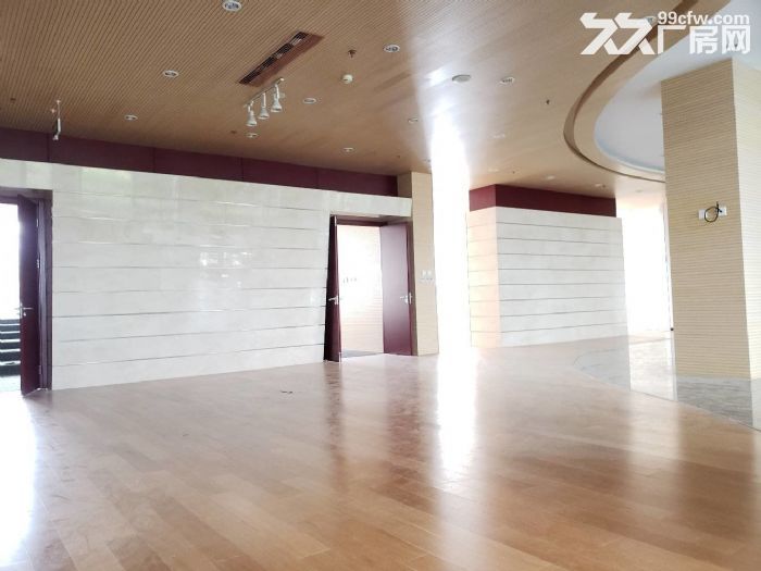 亦庄西区纯一层750平办公研发有上下水,展厅,电商传媒等等 - 2