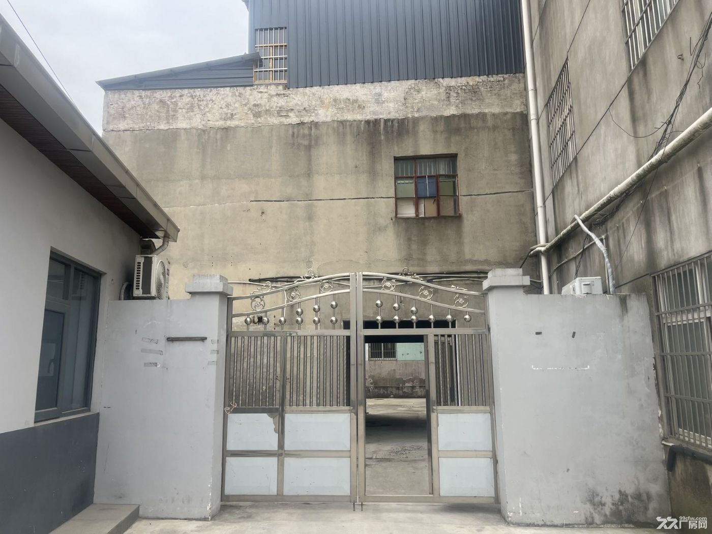上海闵行浦江5000平厂房 一楼可分租可进出大车 - 2