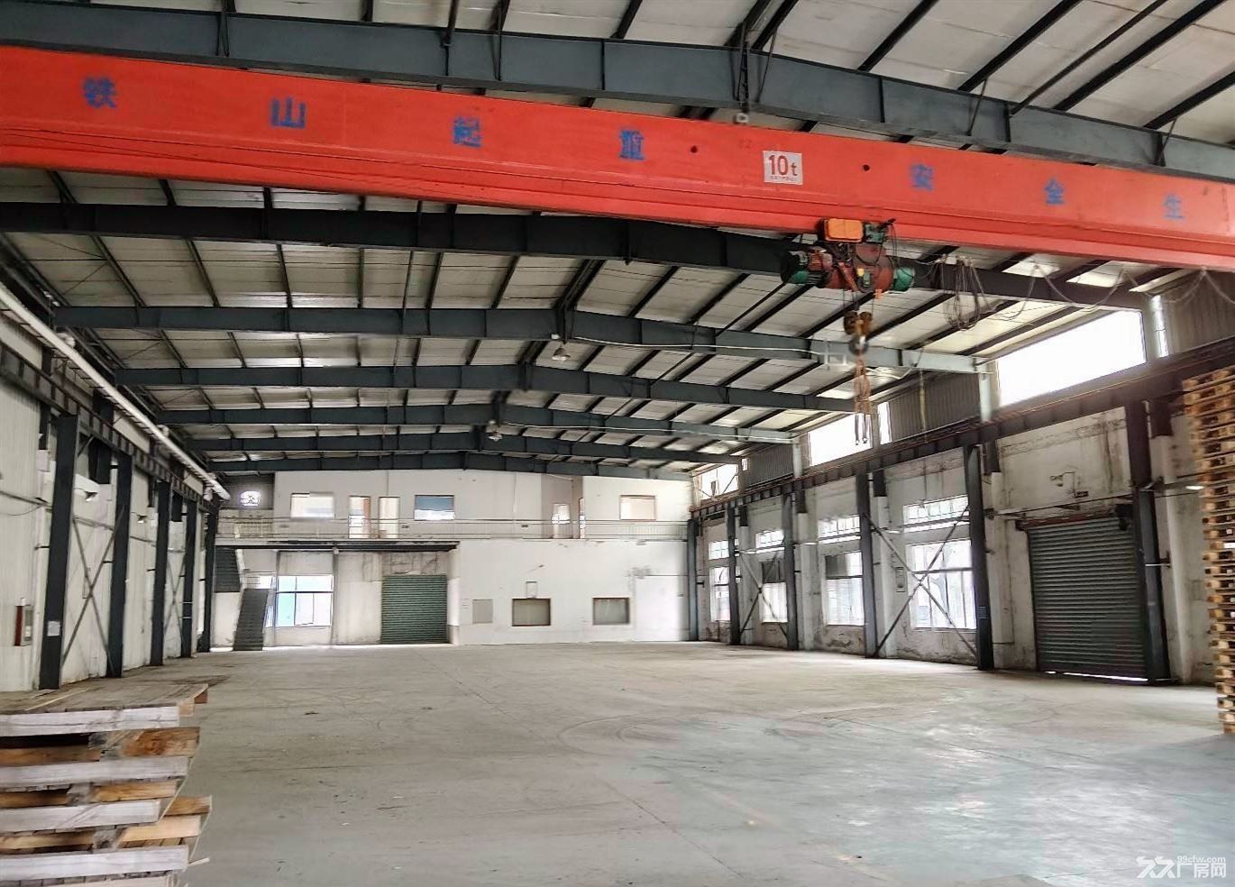 房东直租:青浦工业区独栋单层带航车厂房1100平,场地宽敞,有空地 - 8