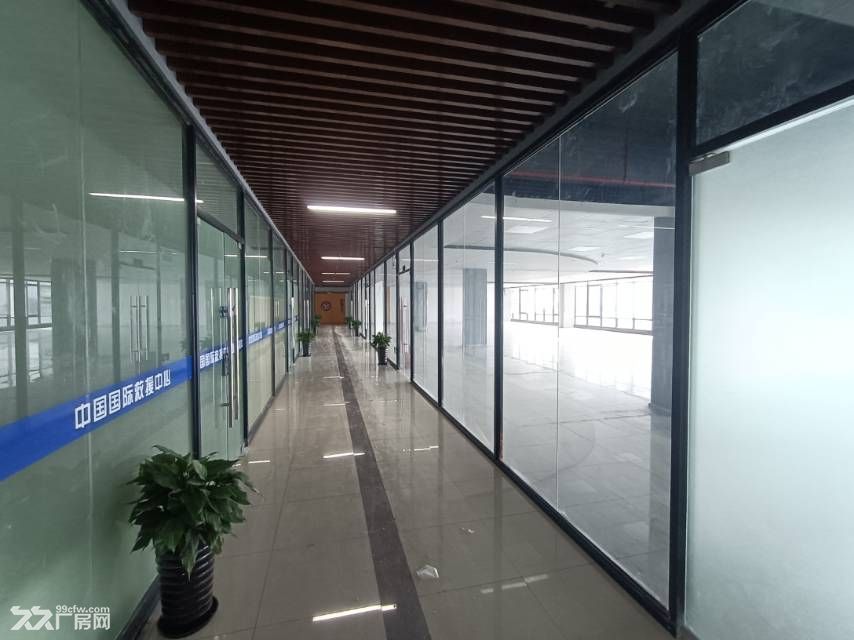 莲花南路15号地铁线办公厂房出租，带有5吨货梯，100平起租 - 6