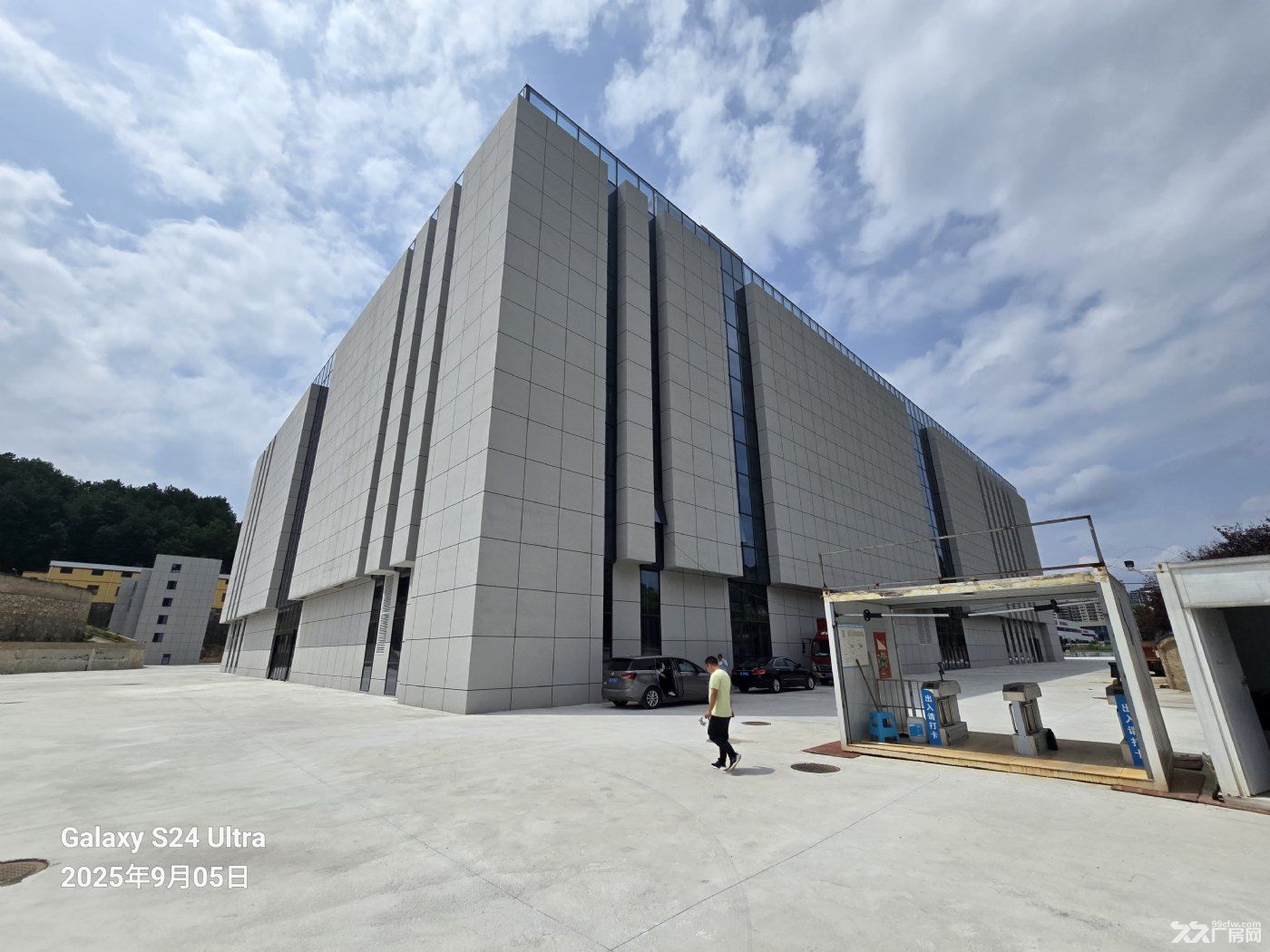 小河花冠路全新产业园出租