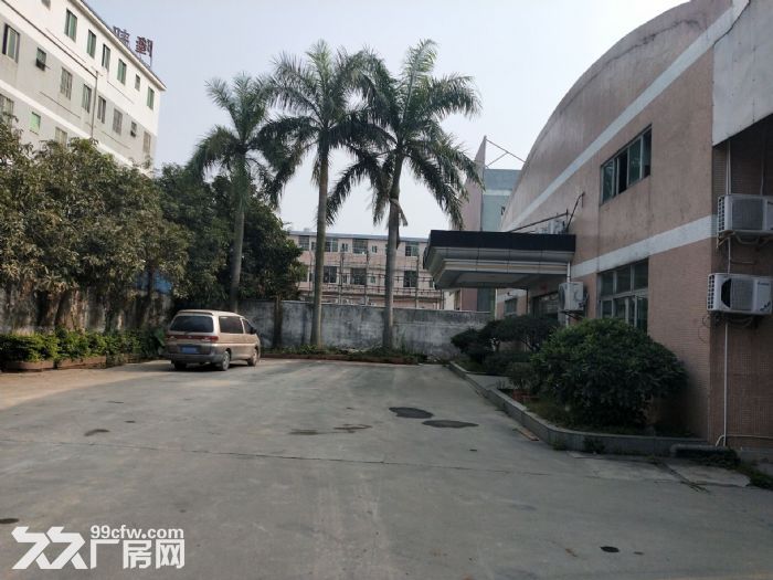 东莞凤岗占地3000建筑5000集体工业厂房出售