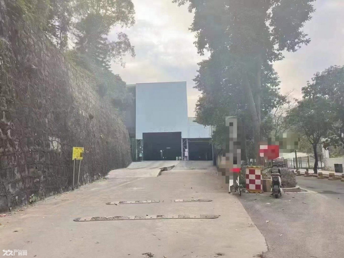 龙华大浪主干道高峰路边上新岀一楼8443平厂房出租 - 4