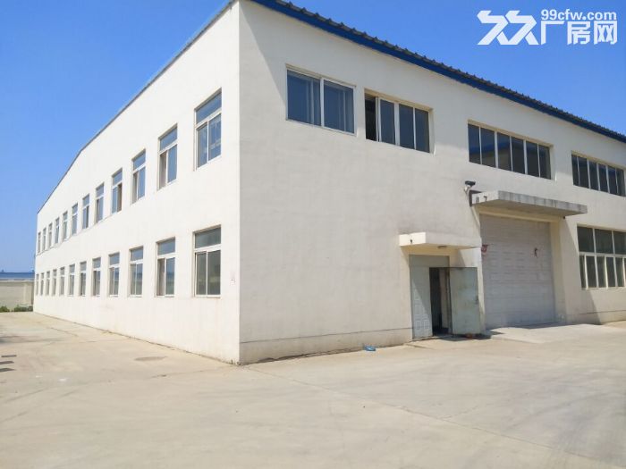 铁西区开发区开发大道厂房办公2500平出租。厂房砖混结构，举架9米，吊车10吨5 - 6