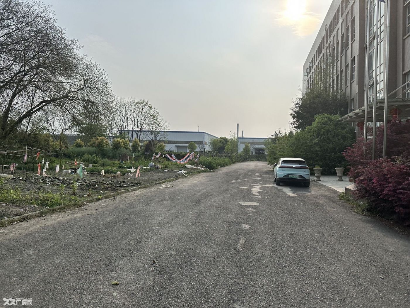 温江海峡120亩工业土地出售 有土地证 32万一亩 - 2