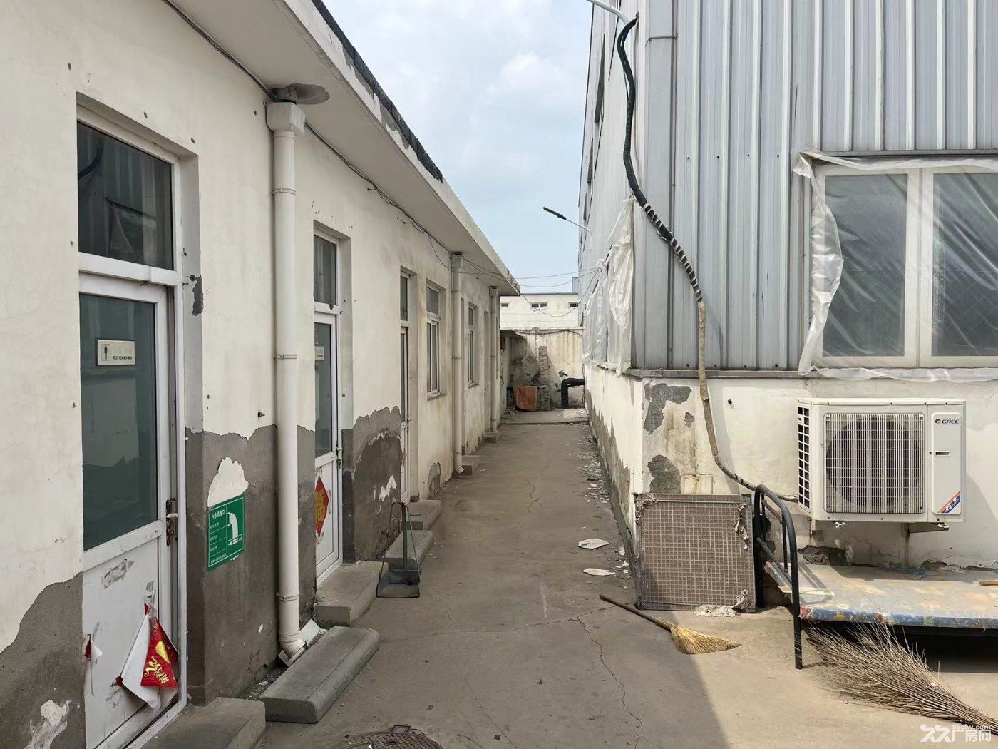 单层厂房,带十吨天车,配电315kw,独门独院,随时可看 - 2