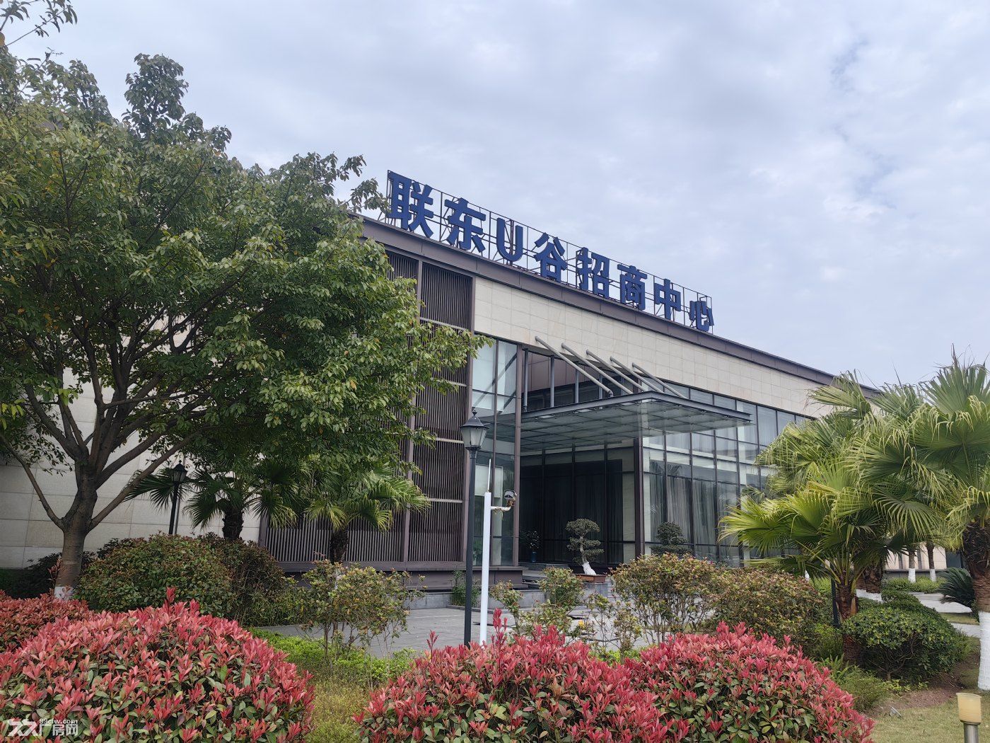 两江新区,京东方旁,400㎡起小面积精装厂房租