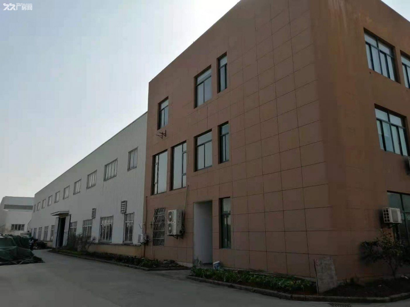 德清县钟管镇干村2500方单层厂房出租