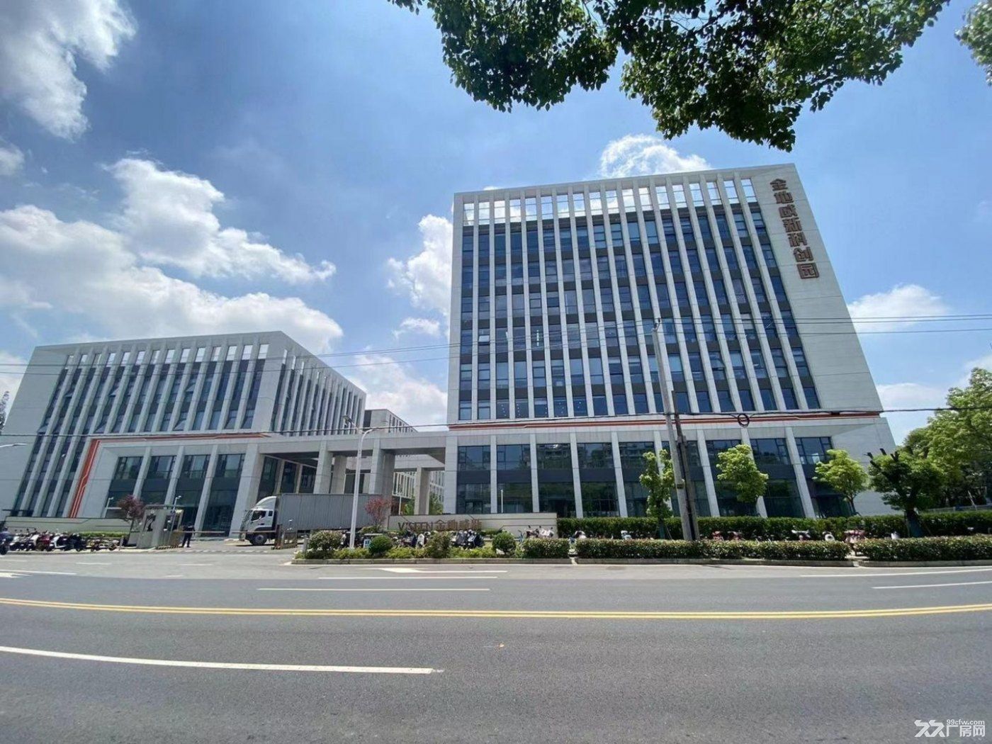 金地威新闵行科创园 1460平现成洁净室出租 高标厂房 - 4