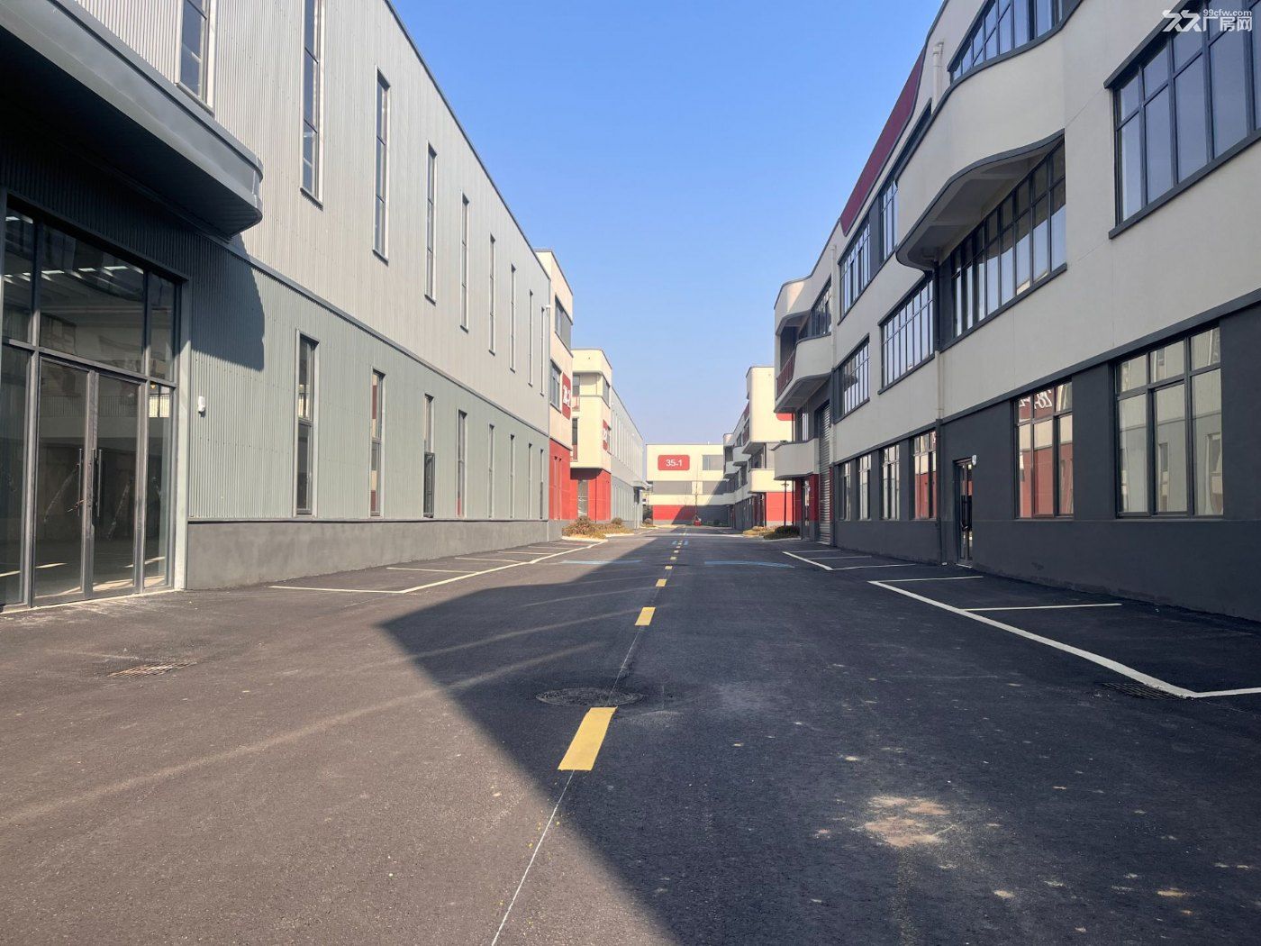 可做大型设备重型设备,层高12米单层钢构出售,全新现房独立产证