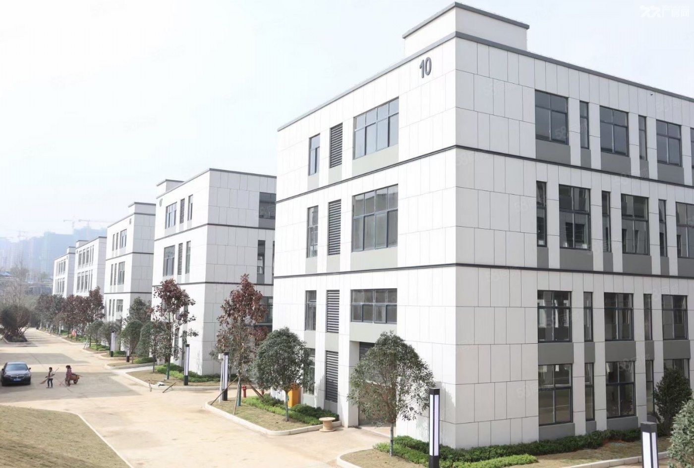 观山湖区在售标准厂房 真实信息 准现房可按揭有产权 - 4