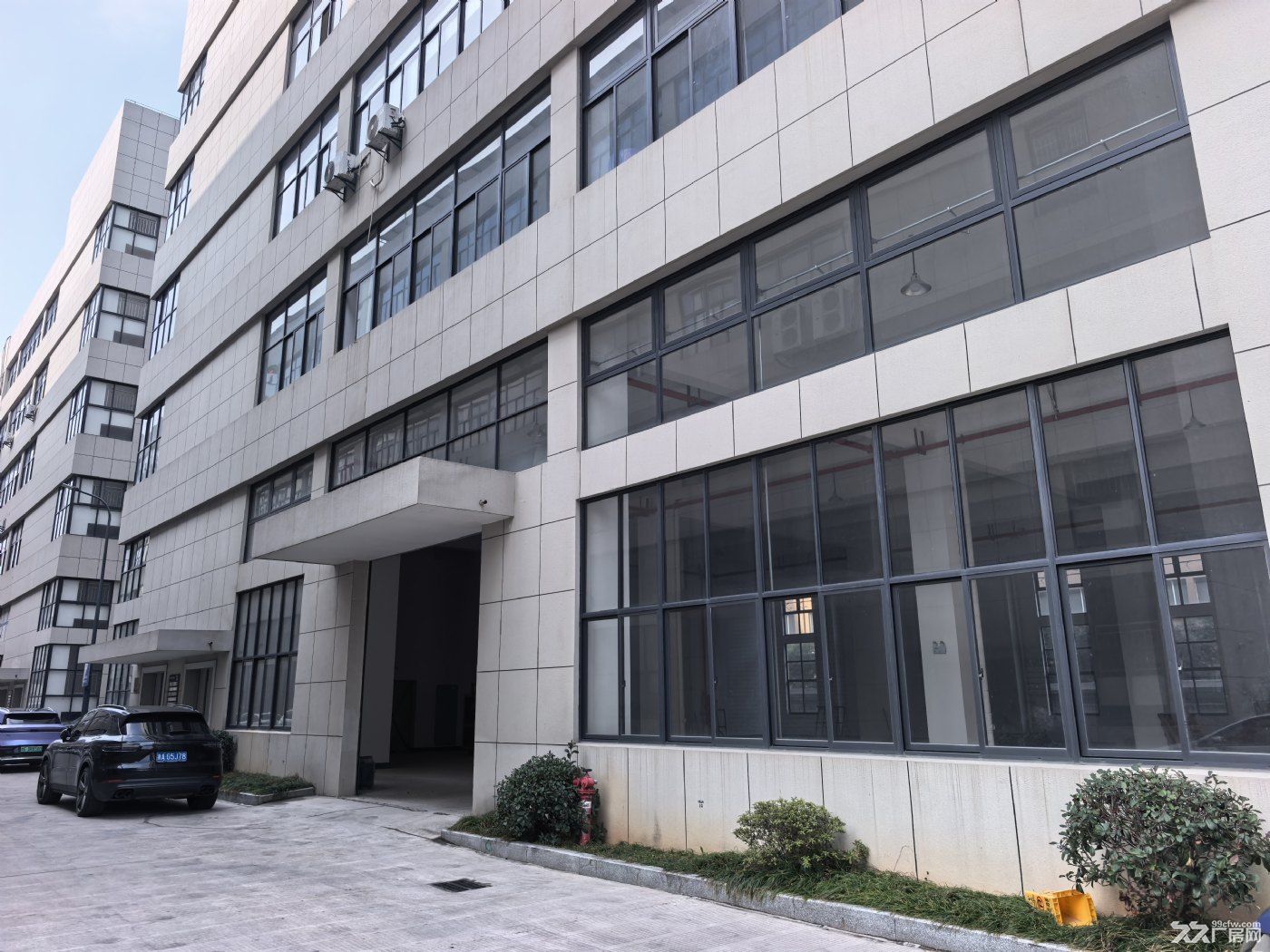 德清 2200㎡、一层 7.2m、二层 4.5m、可办环评、大车好进；选 “厂房 - 4