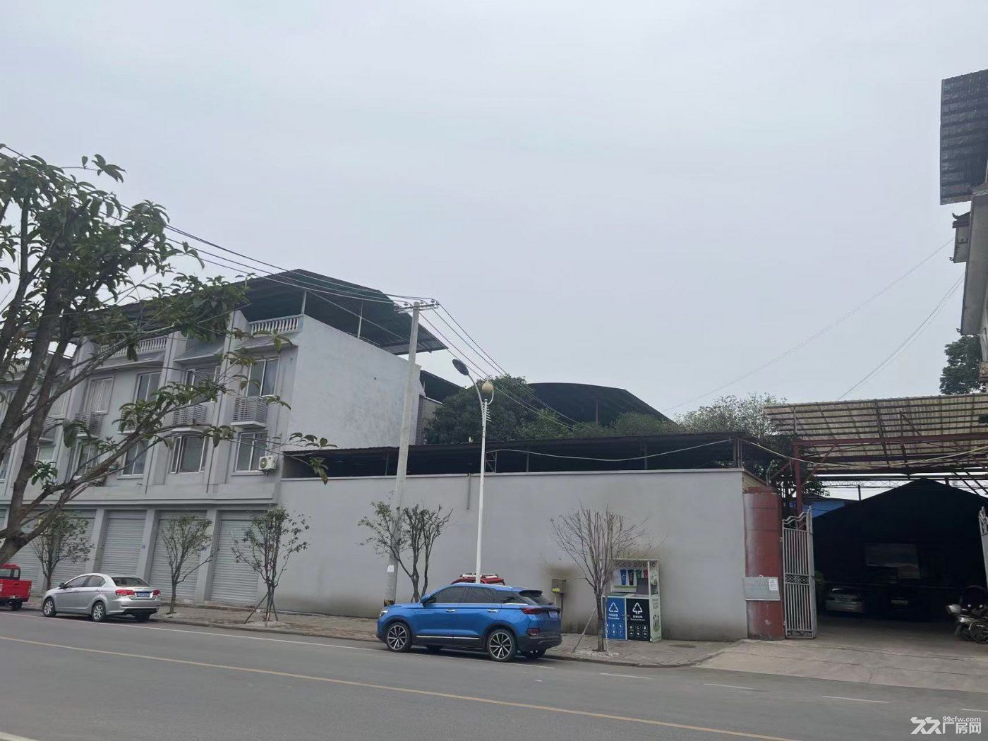 工业园钢结构行车食宿配套价格便宜有产权电量足够没基础费精装办公有塑料厂环评