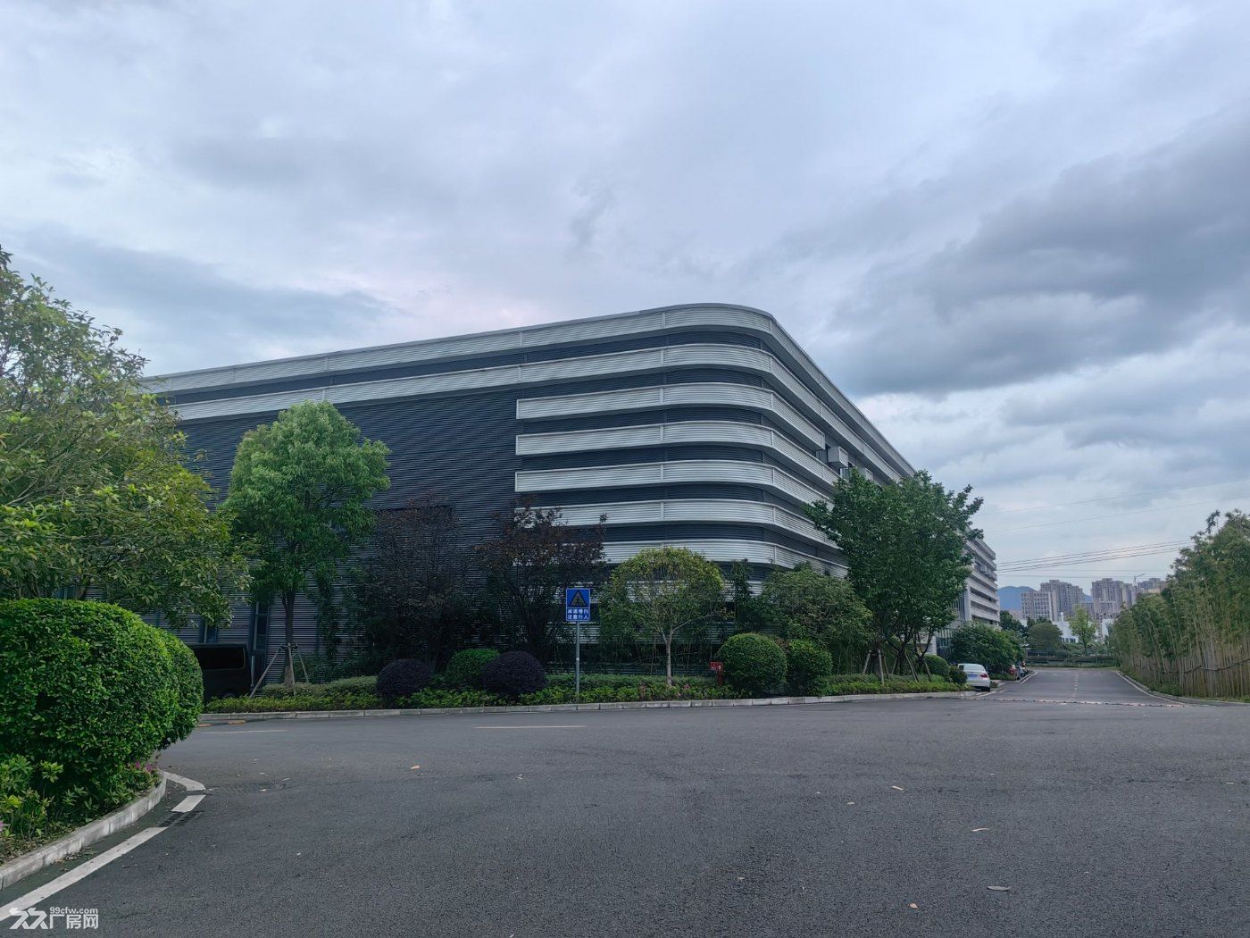 高新区大学城,1400㎡起租单层钢构现房 - 5