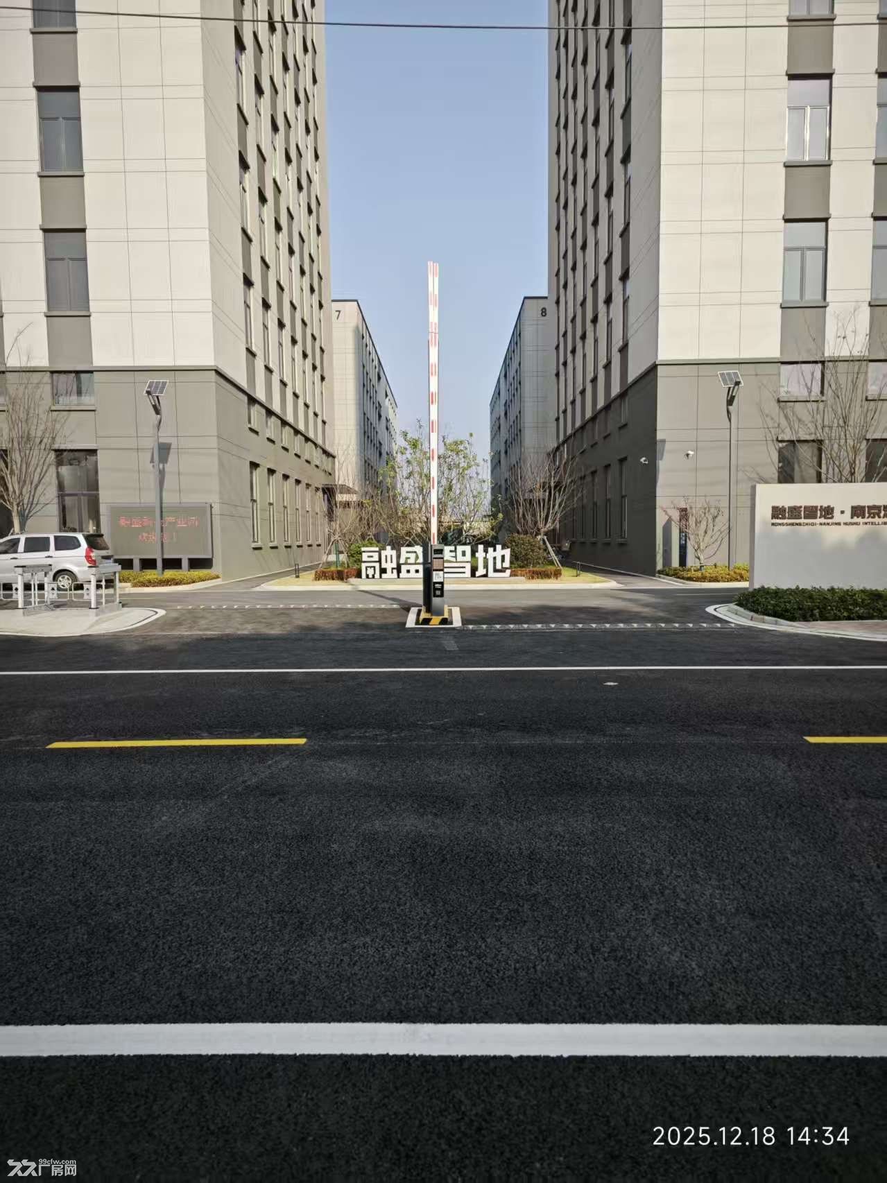 江宁湖熟独栋厂房 一楼层高7.8米 可贷款 独立电梯 - 2