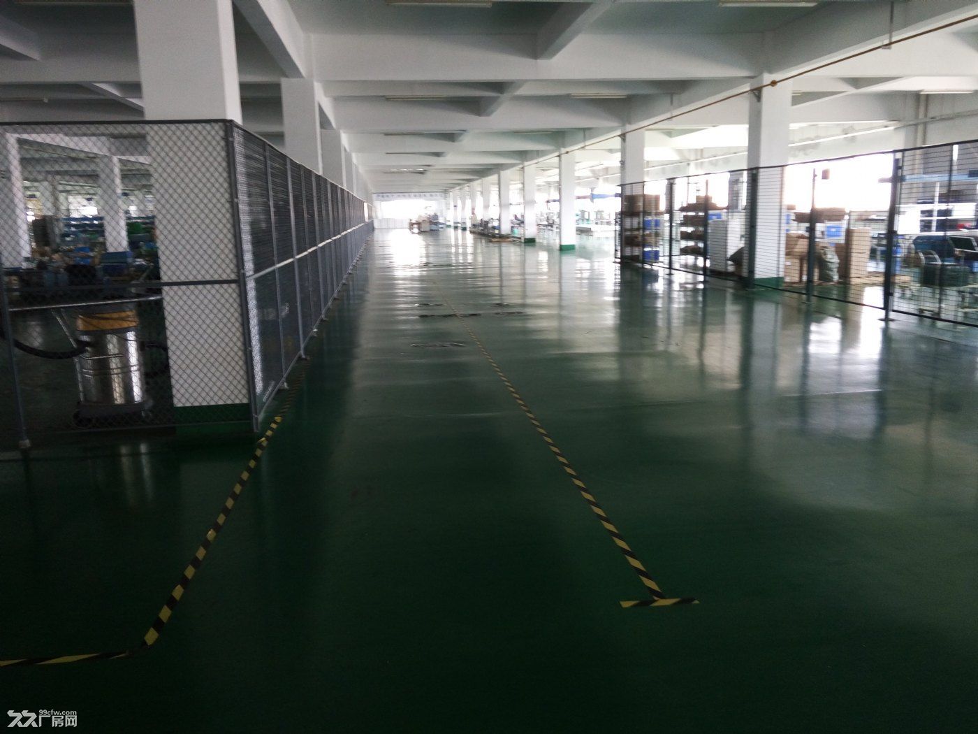 平湖开发区全新独门独院8000平厂房15元每平方,喷淋消防