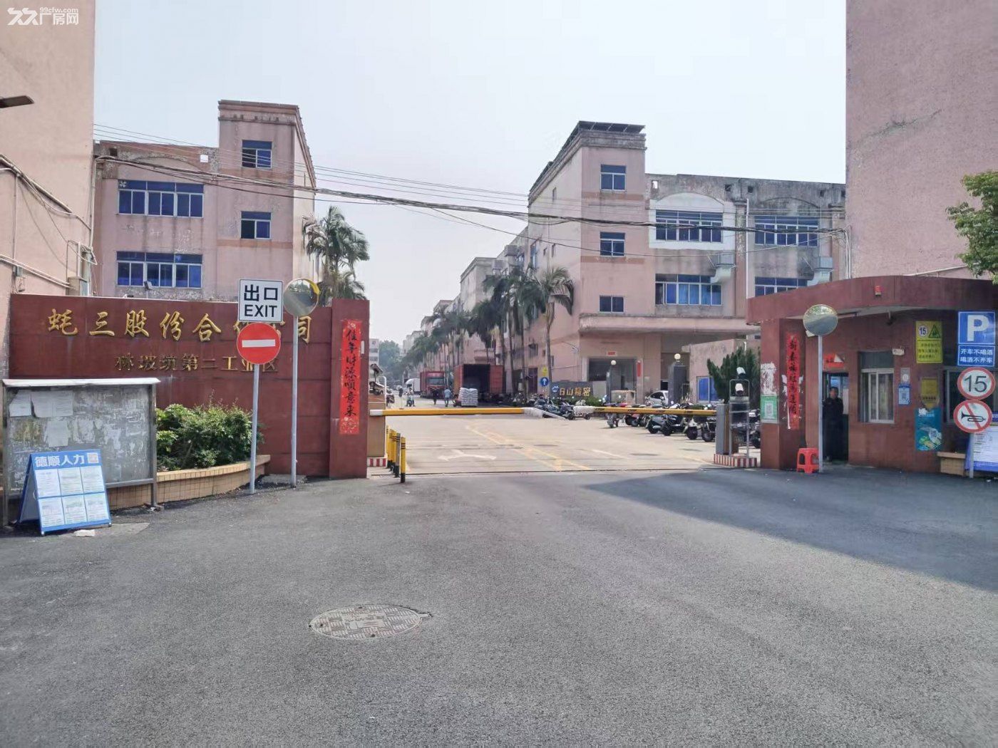 沙井蚝三林坡坑工业园区厂房2000平米园区形象好,停车位充足易招工,适合各种行业