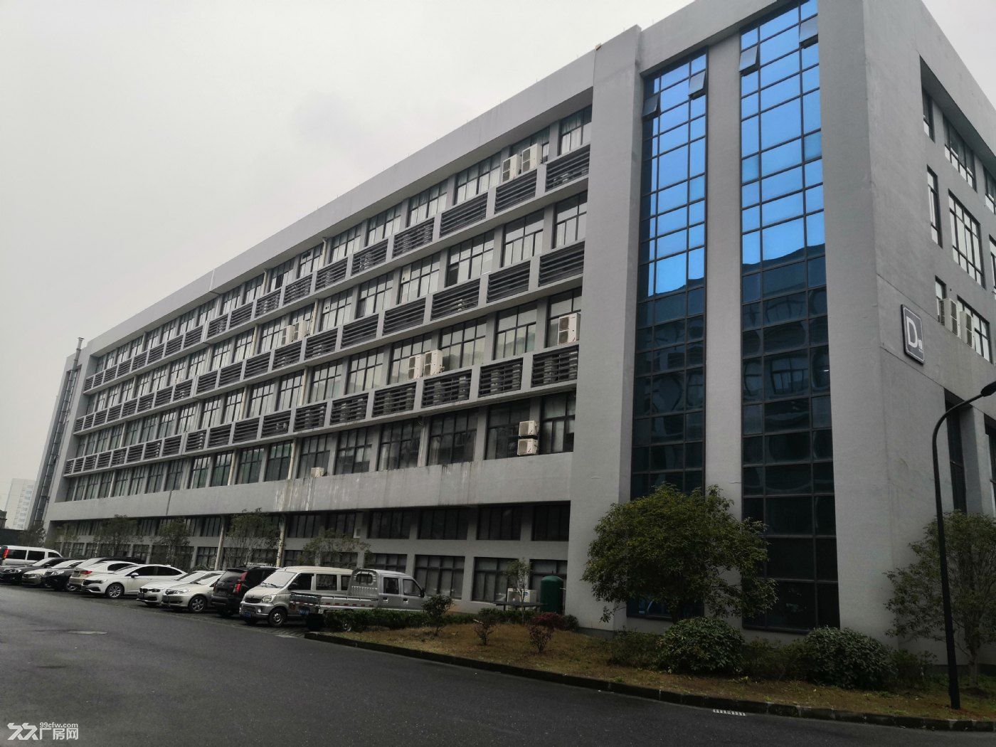 临安青山湖13万方的高标坡道仓库出租 - 8